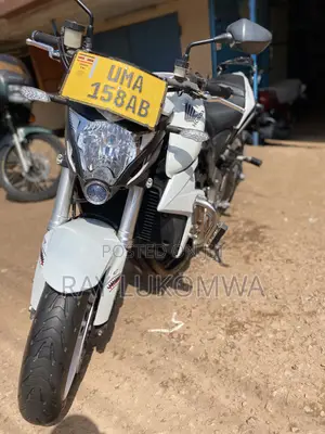 Honda CBR 2022 White