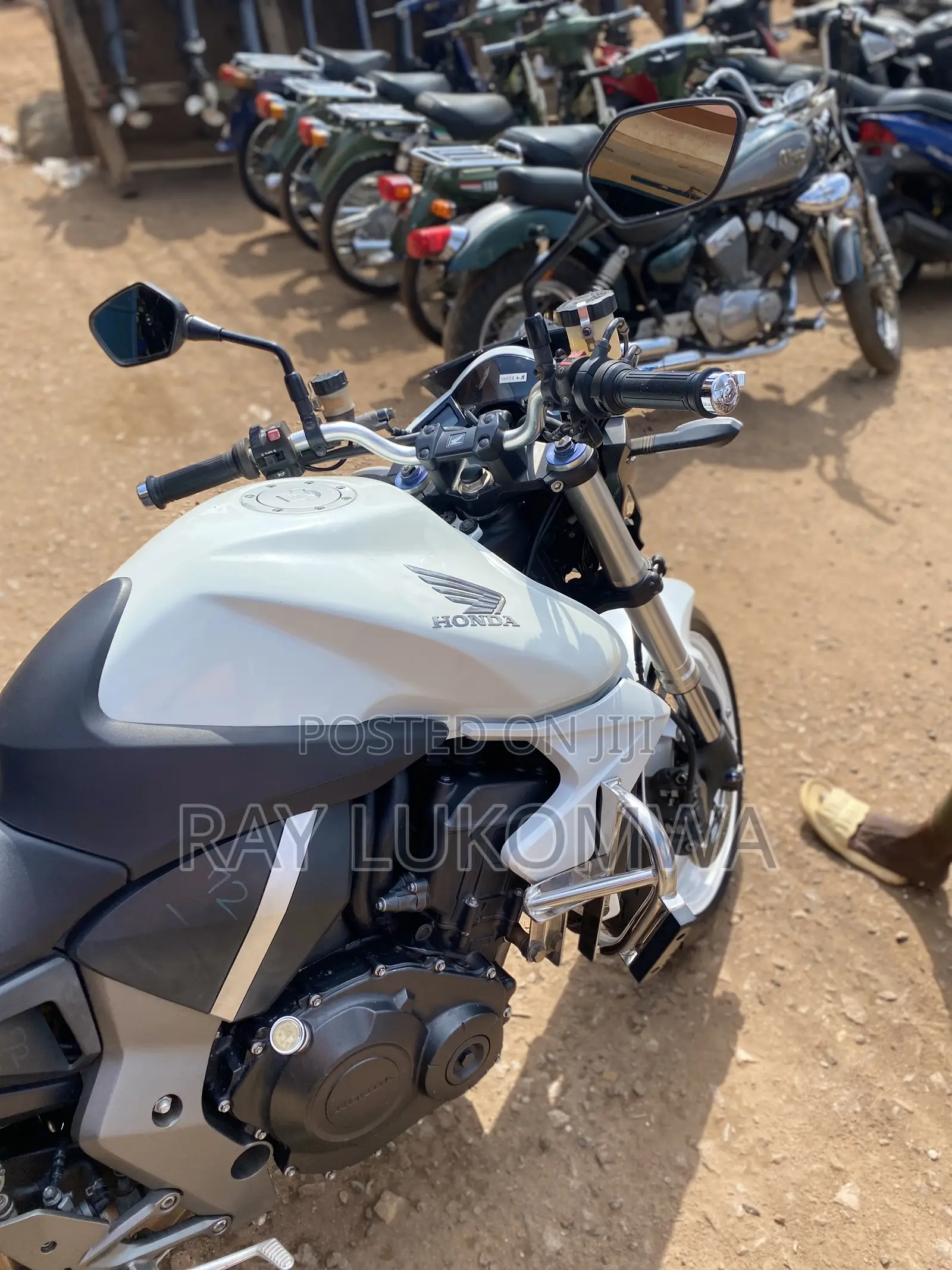 Honda CBR 2022 White