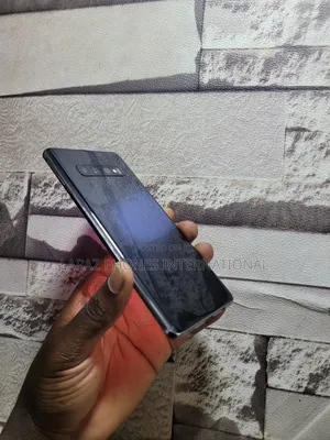Samsung Galaxy S10 Plus 128 GB Black