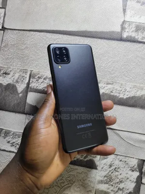 Samsung Galaxy A12 64 GB Black