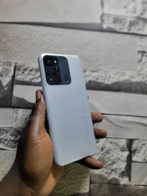 Tecno Spark 8C 64 GB White