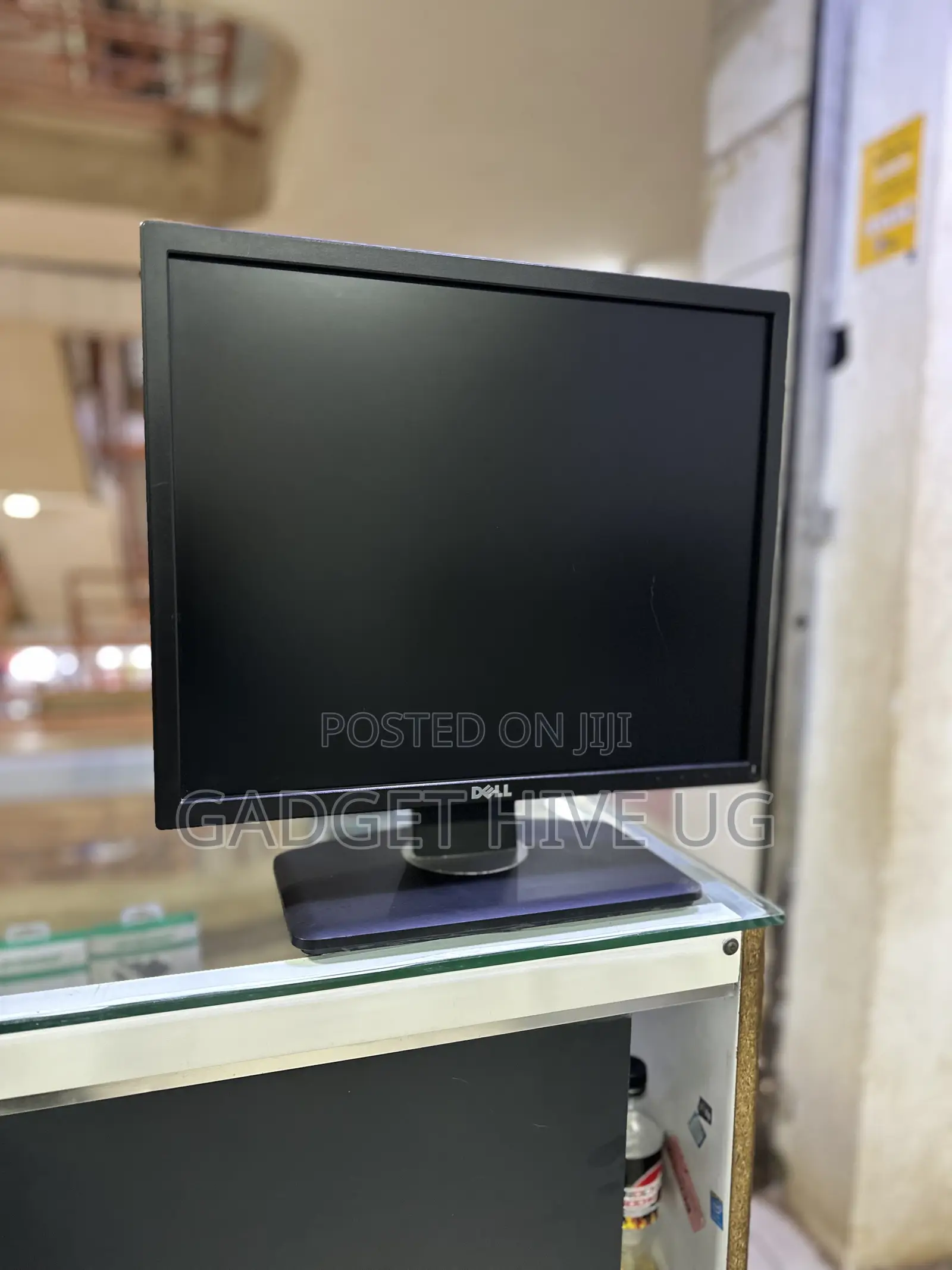 19” Square Hdmi Monitor