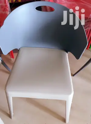 Modern Nordic Design Plastic Chair