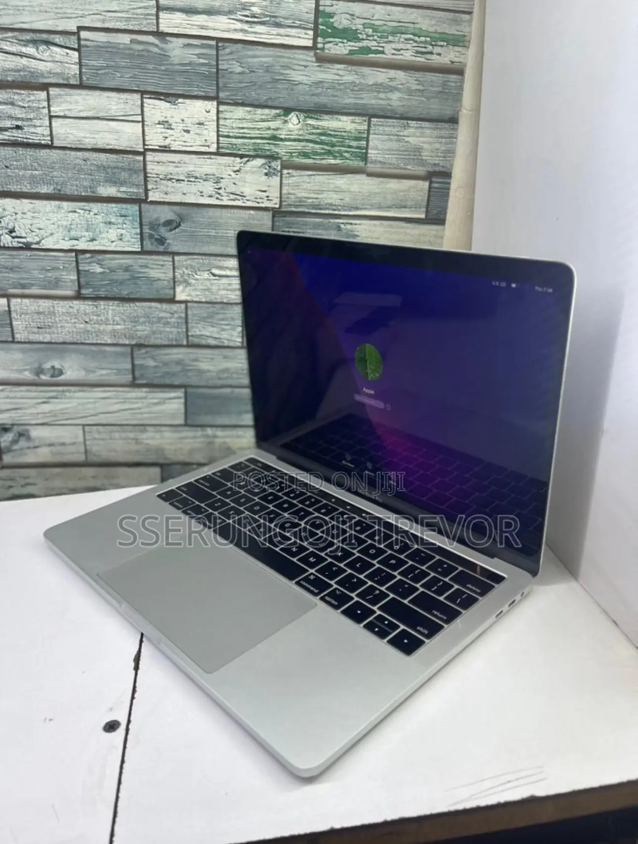Laptop Apple MacBook Pro 2017 16GB Intel Core I5 SSD 256GB