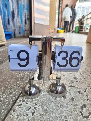 Retro Flip-Down Clock