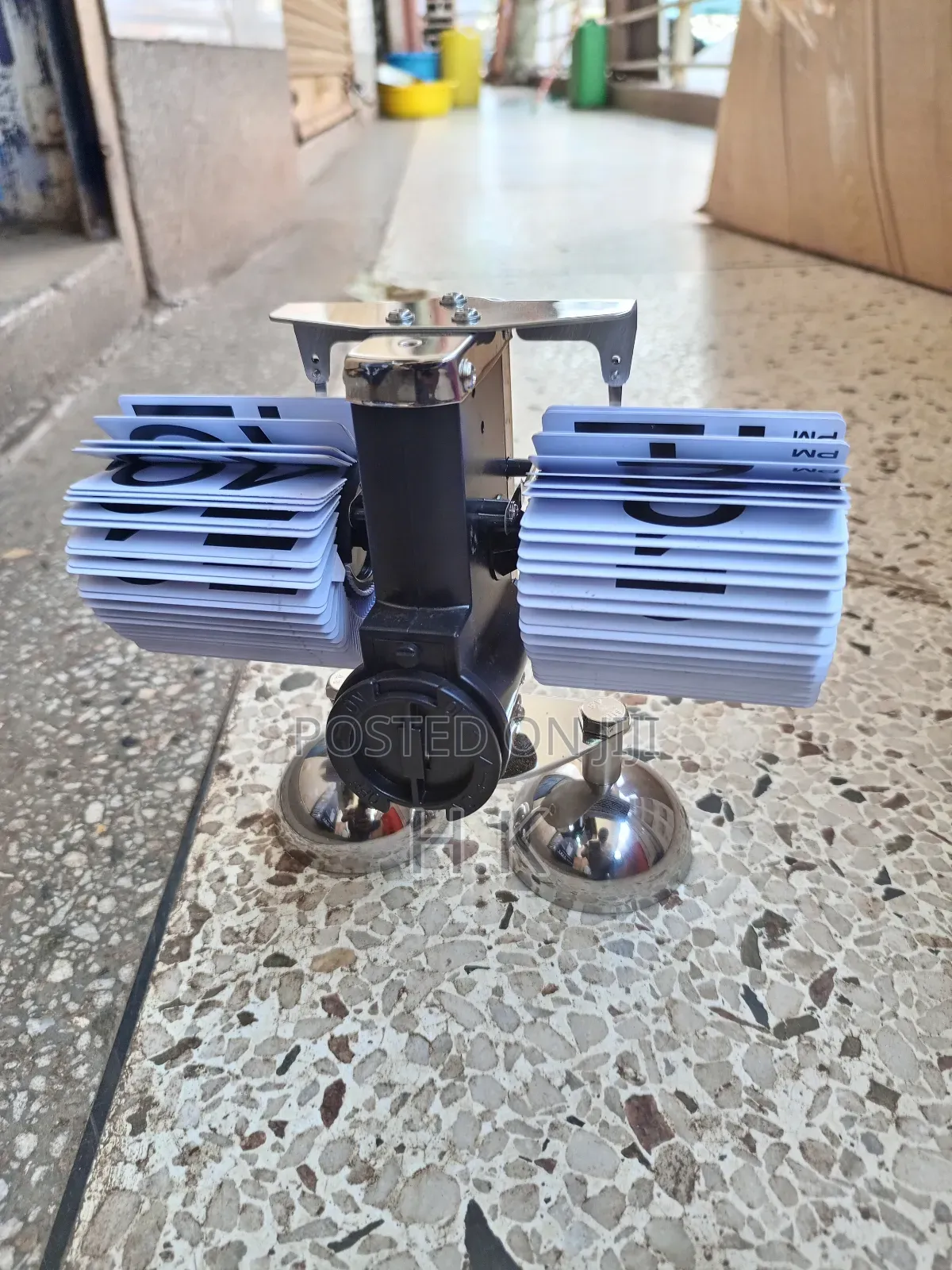 Retro Flip-Down Clock