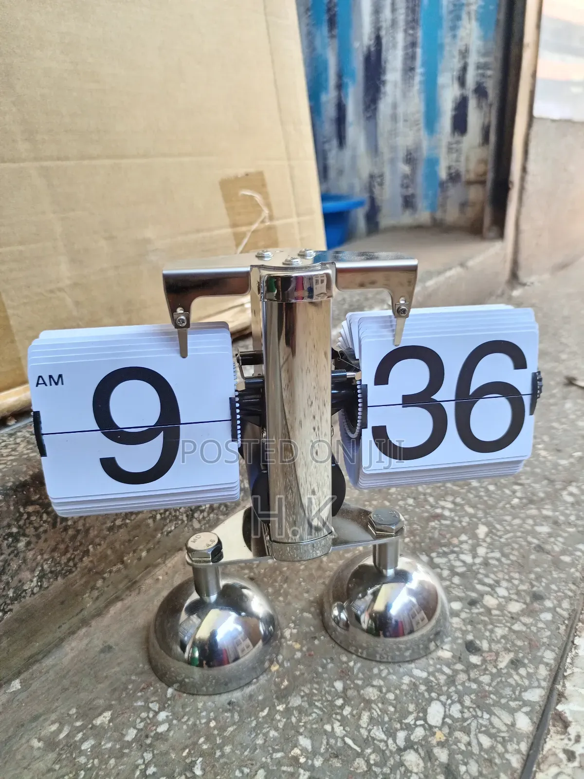 Retro Flip-Down Clock