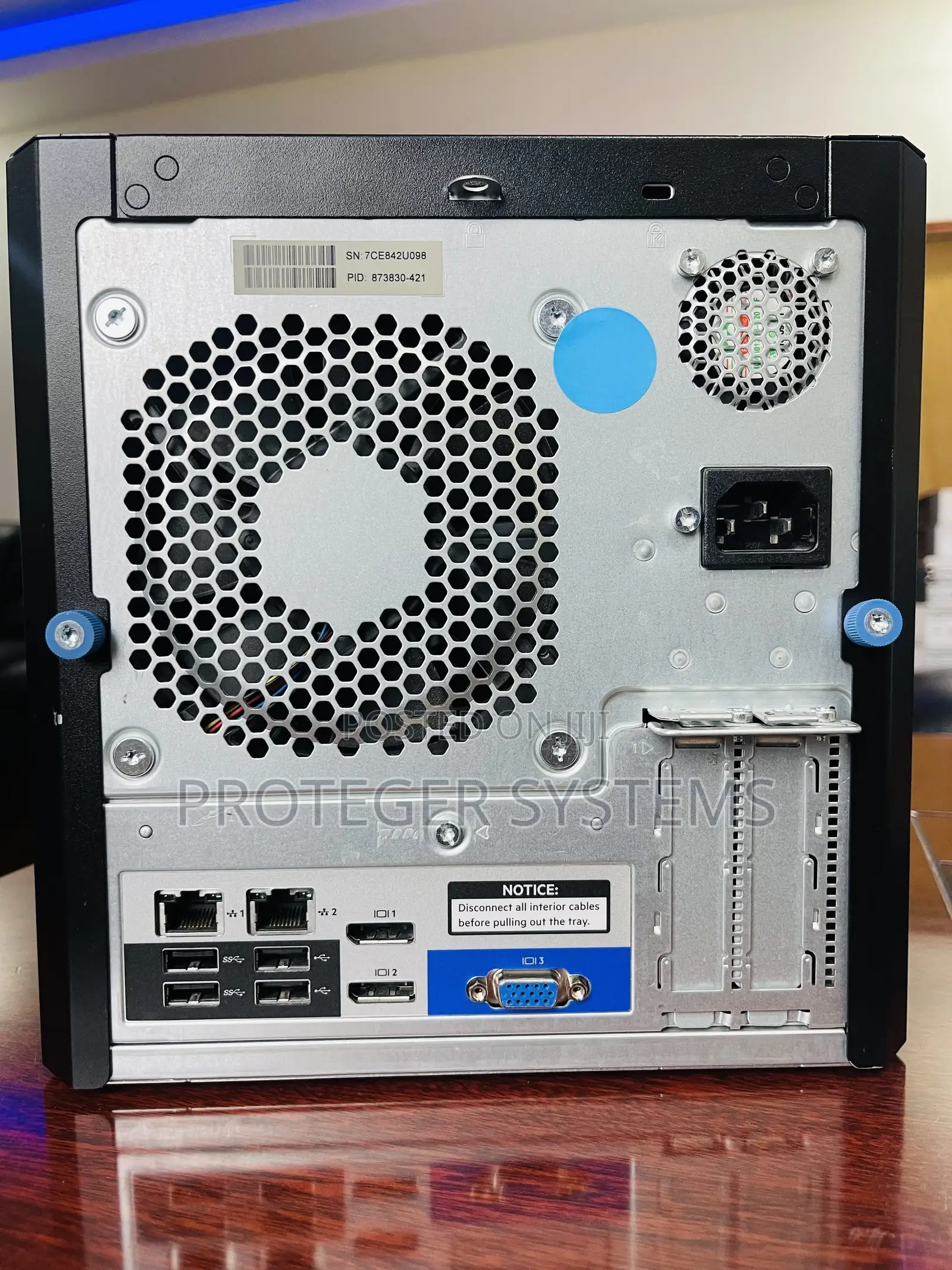 Server HP ProLiant ML 16GB Intel Xeon HDD+SSD 2T