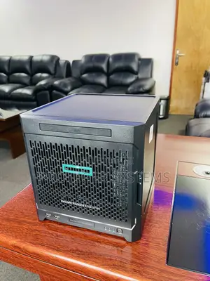 Server HP ProLiant ML 16GB Intel Xeon HDD+SSD 2T