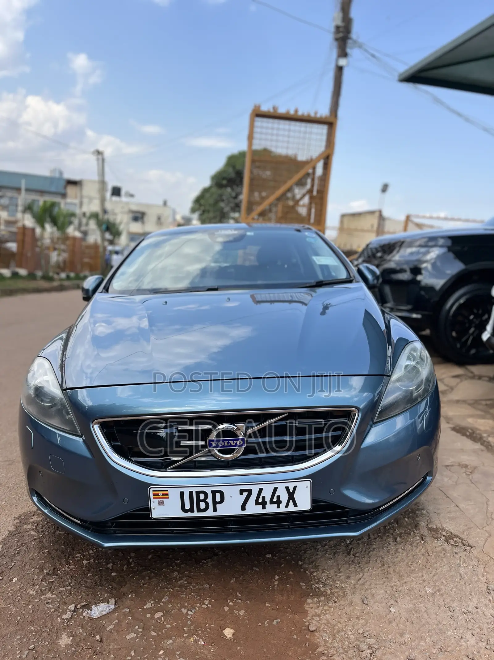Volvo V40 2015 Blue