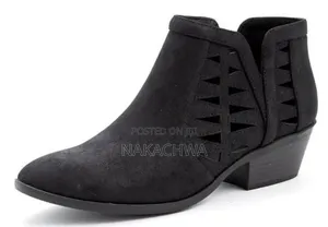 Black Boots for Wo.En With Fashion