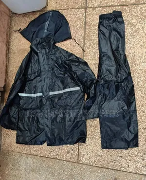 Light And Heavy Rain Coats And Suits