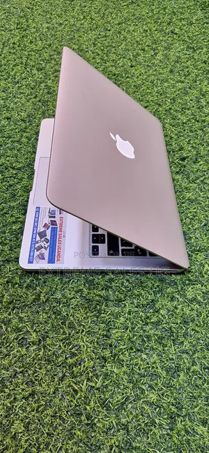 Laptop Apple MacBook Air 2014 4GB Intel Core I5 SSD 128GB