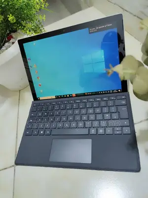 Laptop Microsoft Surface Pro 4 8GB Intel Core I5 SSD 256GB