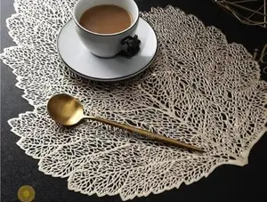 6pcs Leaf Shaped Placemats