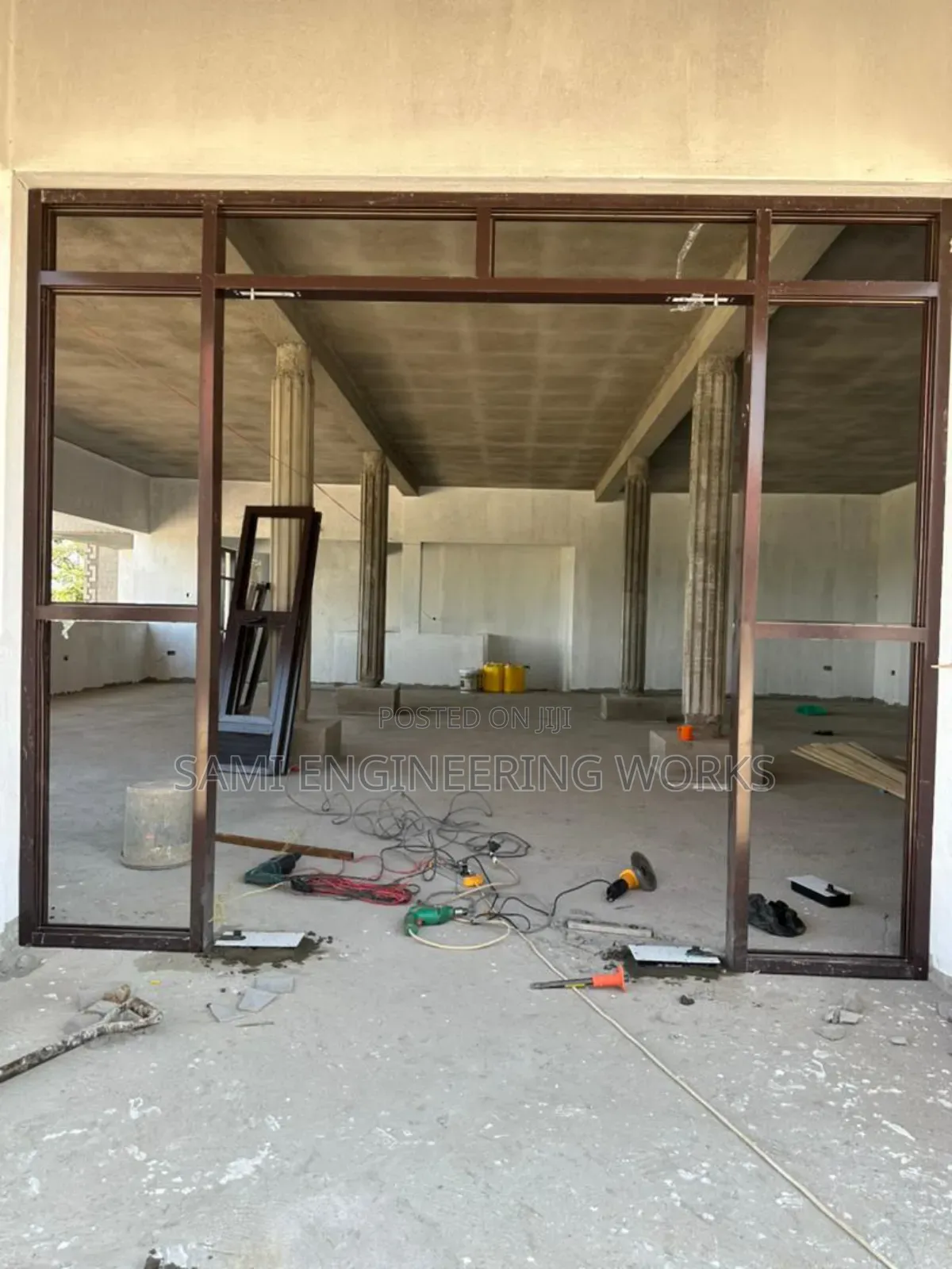 Aluminium Floor Hinged Door
