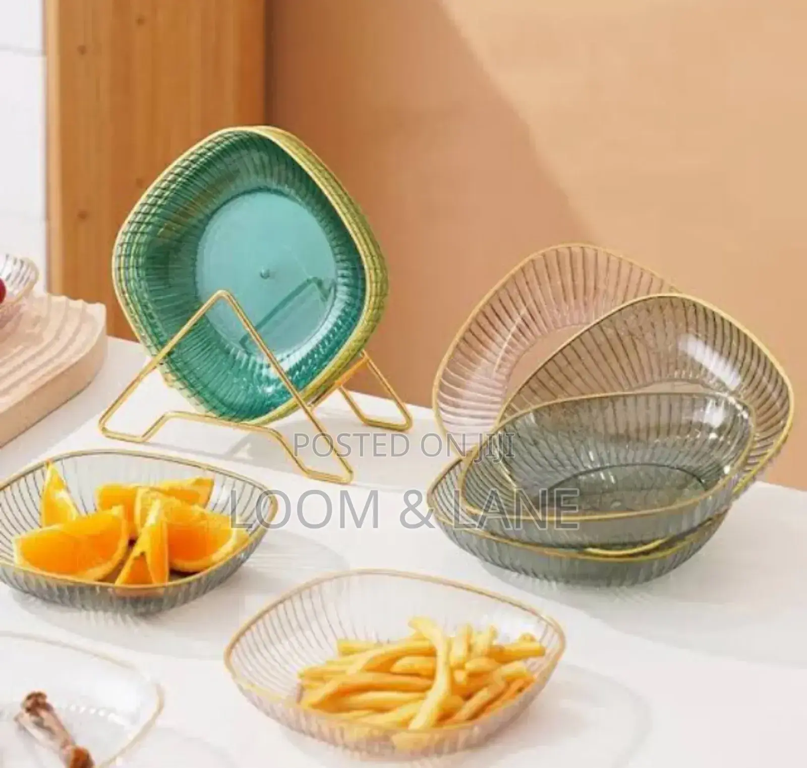 Acrylic Display Plate Holder