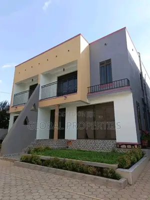 3bdrm Duplex in Nsawo Estate, Central Division for rent