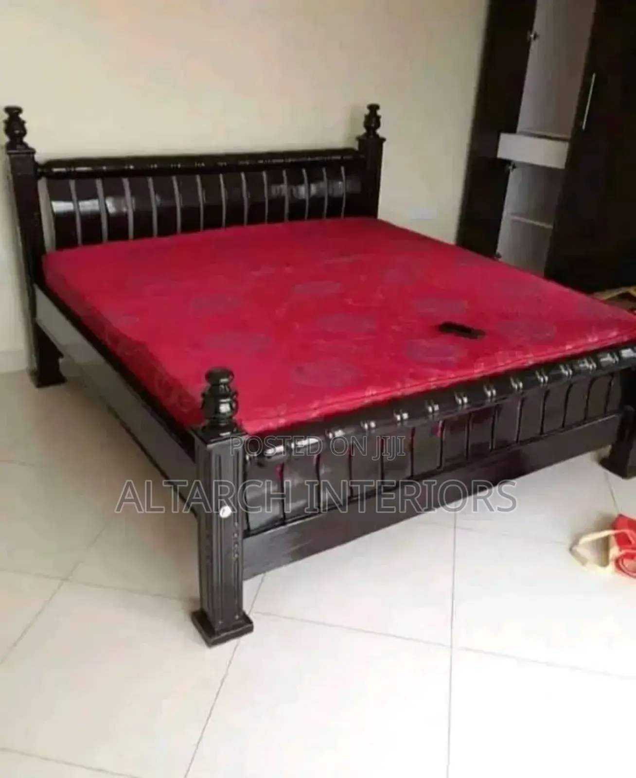 5×6 Curved Designed Bed