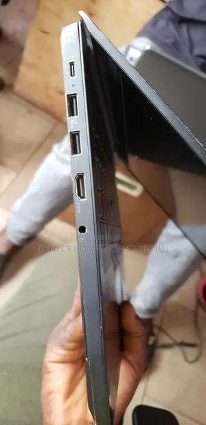 Laptop Lenovo Thinkpad L14 8GB Intel Core I5 SSHD+SSD 500GB