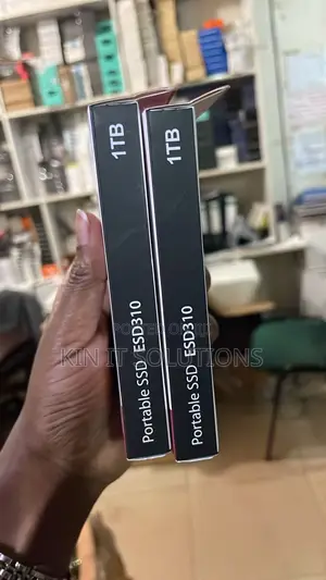 1tb External SSD Flash.