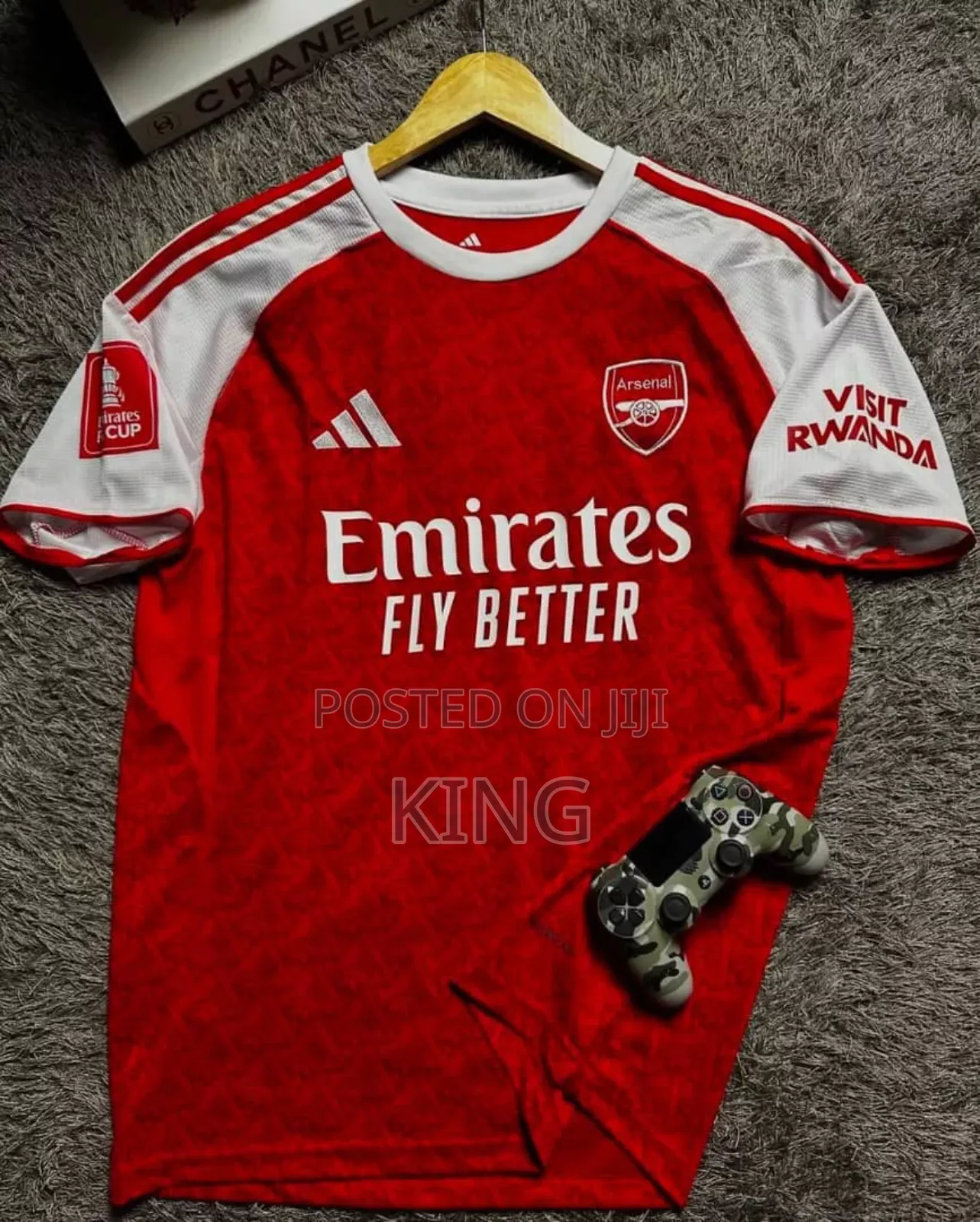 Bold Arsenal Home Jersey