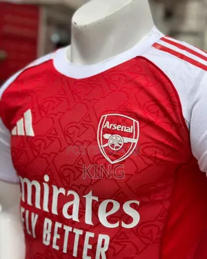 Bold Arsenal Home Jersey