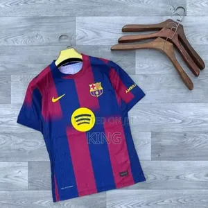 Modern -Fit F.C Barcelona Home Jersey