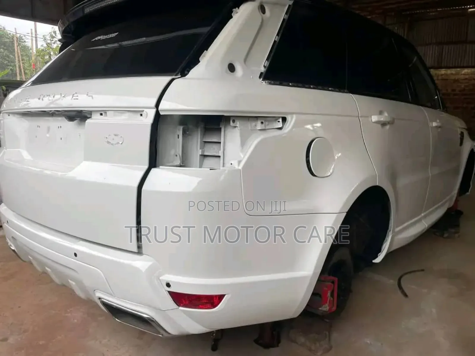 Panel Beating And Spraying For Any Color And Any Car