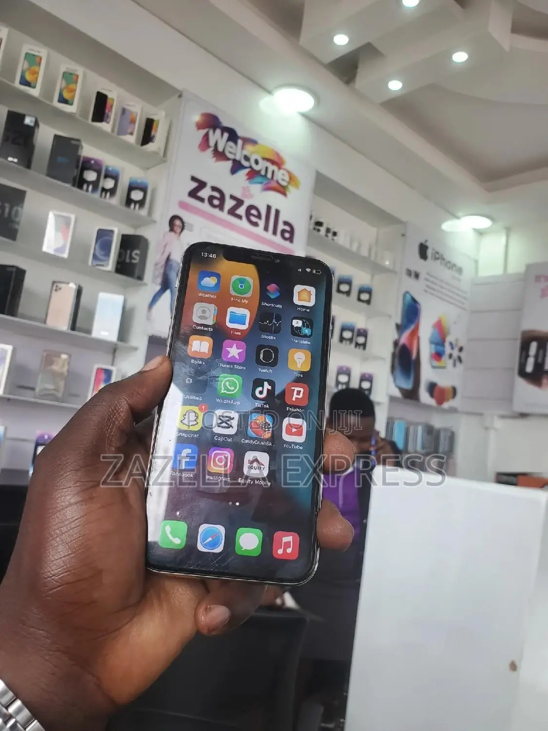 Apple iPhone X 64 GB White