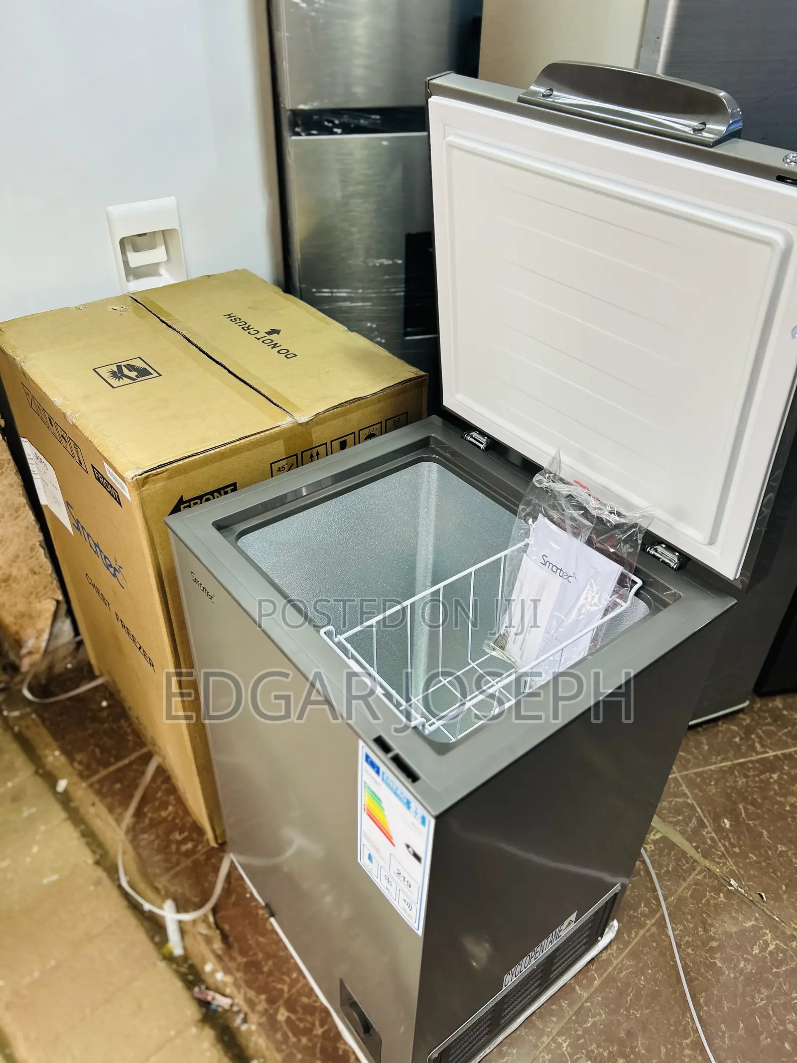 Smartec 130l Deep Freezer