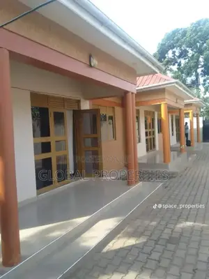 2bdrm Bungalow in Kyaliwajala Kireka, Central Division for rent