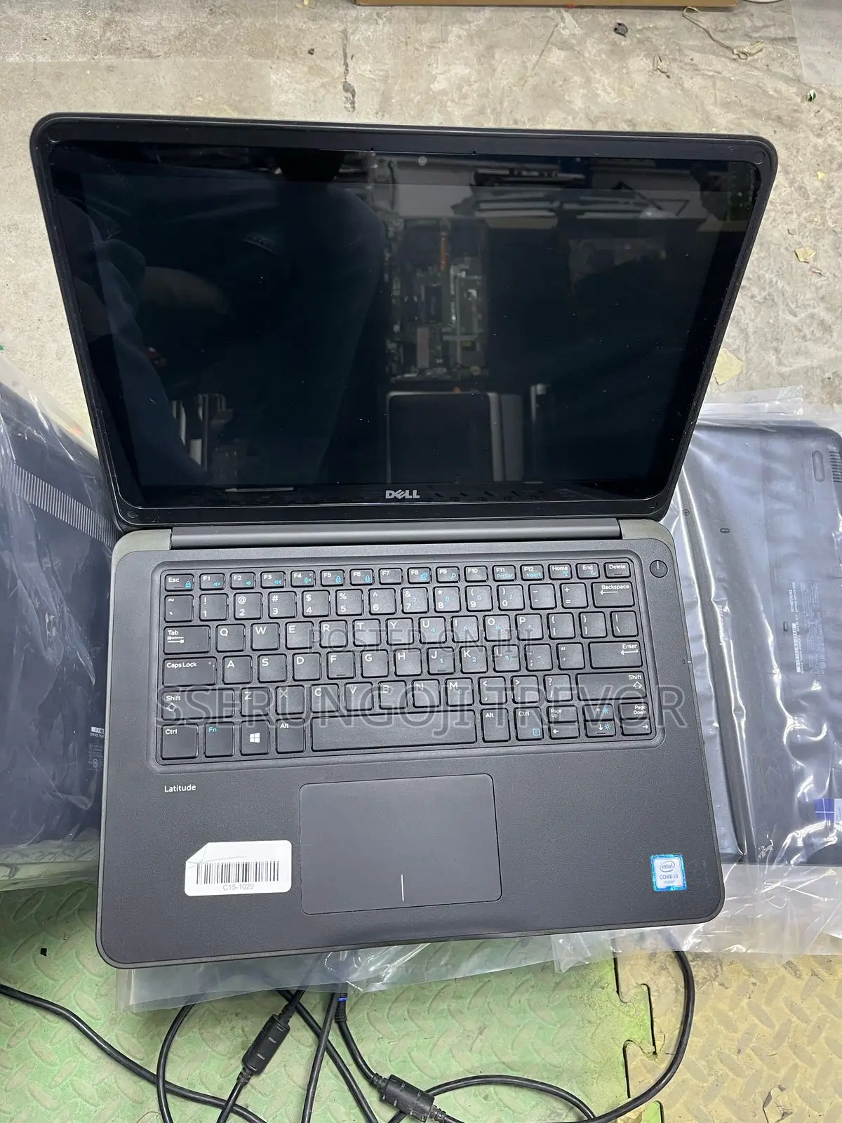 Laptop Dell Latitude 13 3380 8GB Intel Core I3 HDD+SSD 500GB