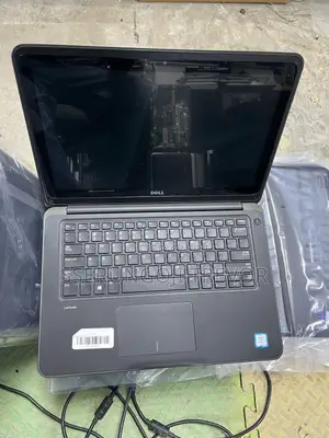 Laptop Dell Latitude 13 3380 8GB Intel Core I3 HDD+SSD 500GB