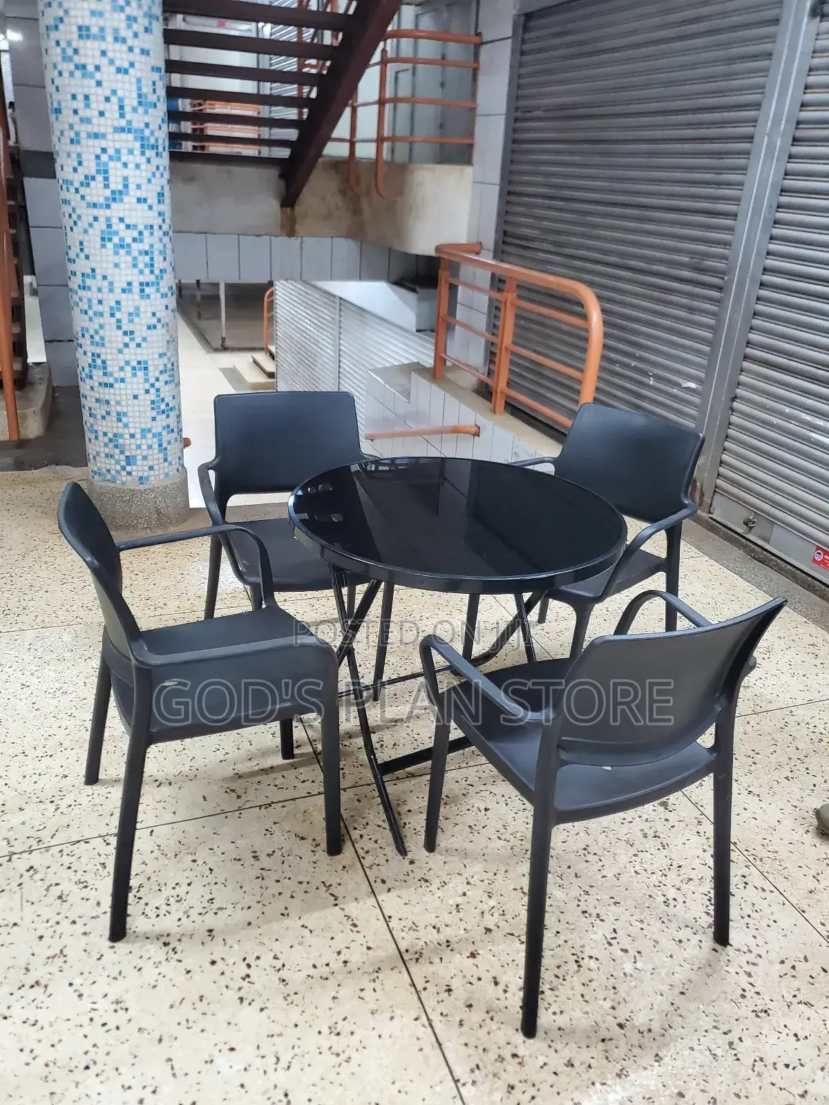 Dining Glass Table and Plastic Chairs