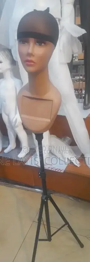 Head Dummy and It's Stand