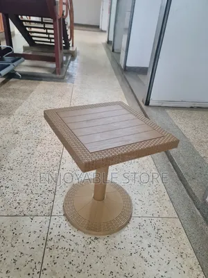 Bar/Restaurant Diningtable Plastic