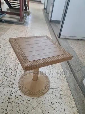 Bar/Restaurant Diningtable Plastic