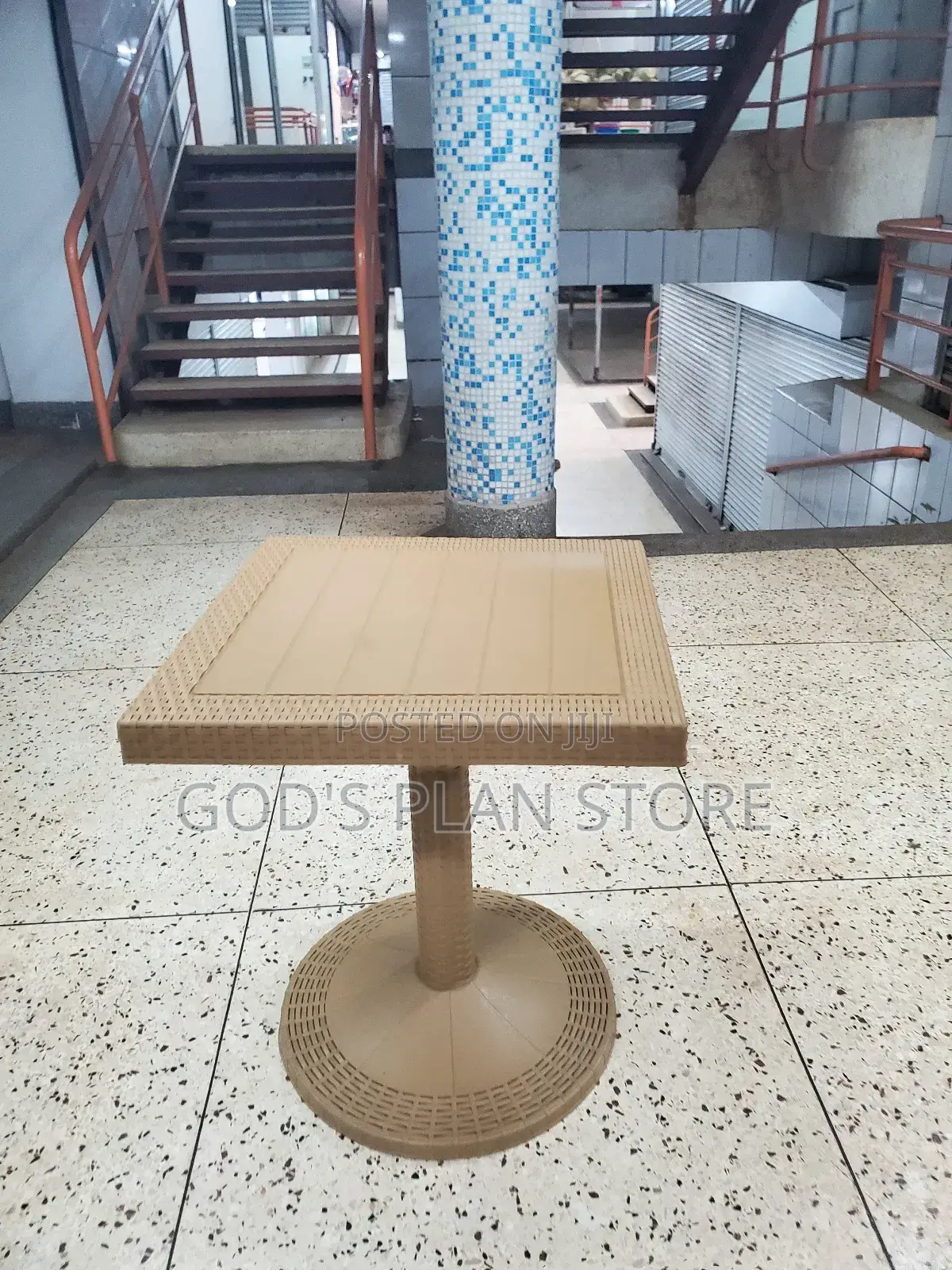 Plastic Tables Plastic Tables