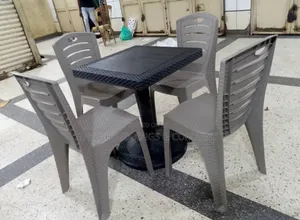 4-Seater Plastic Armless Chair Set With Center Table