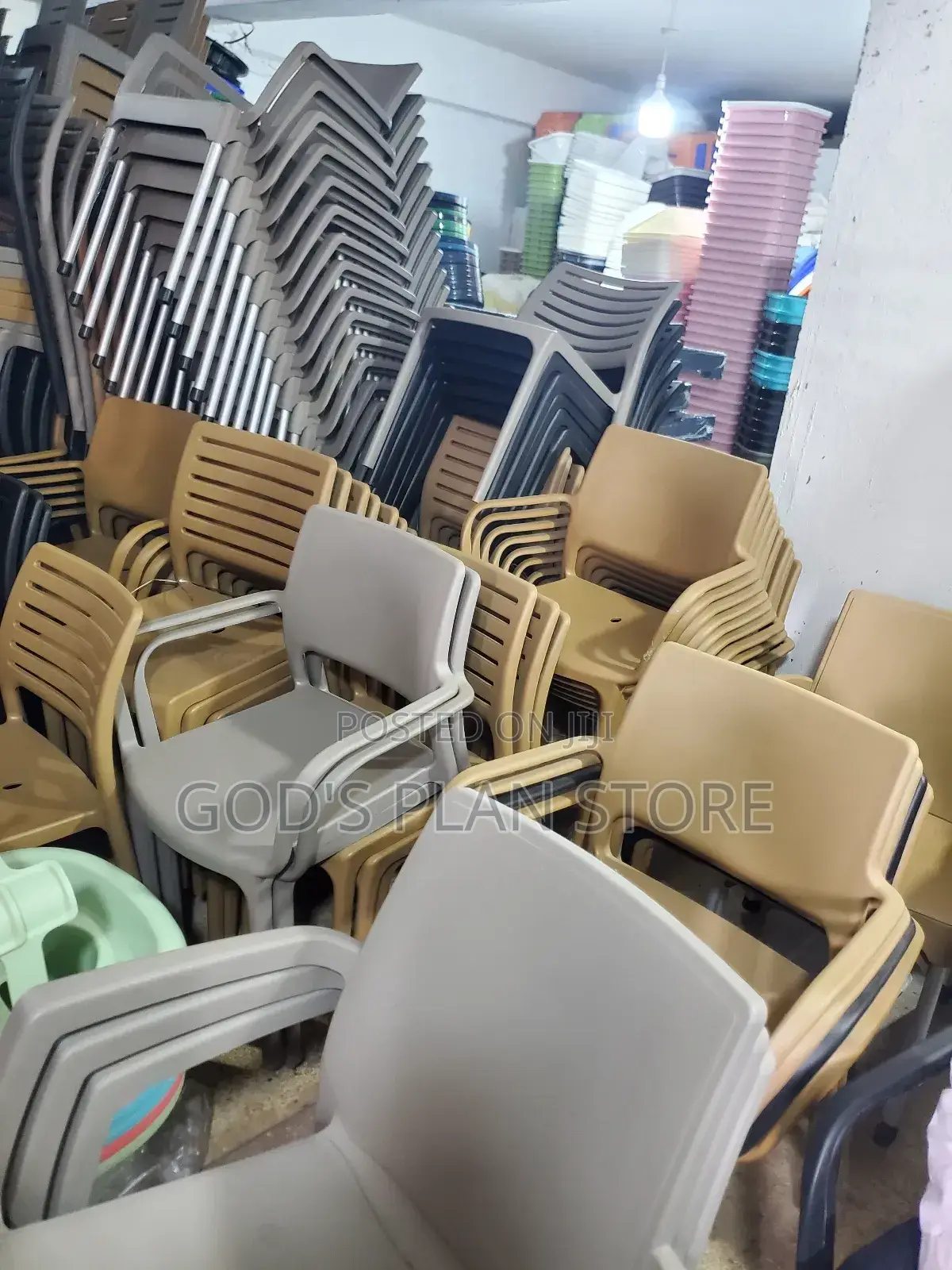 Plastic Chairs Armed Armrest and Armless