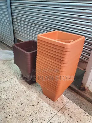 Coffee Brown and Clay Brown Plastic Flower Pots