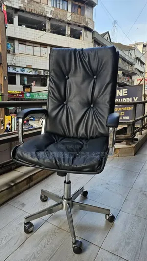 Executive Leather Office Chair With Button Designs