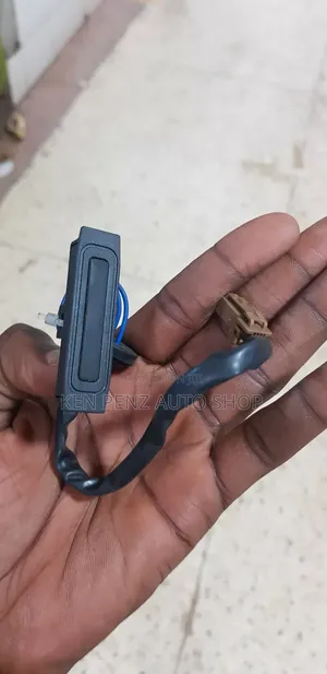 Trunk Release Switch for Subaru Imprenza and Forester