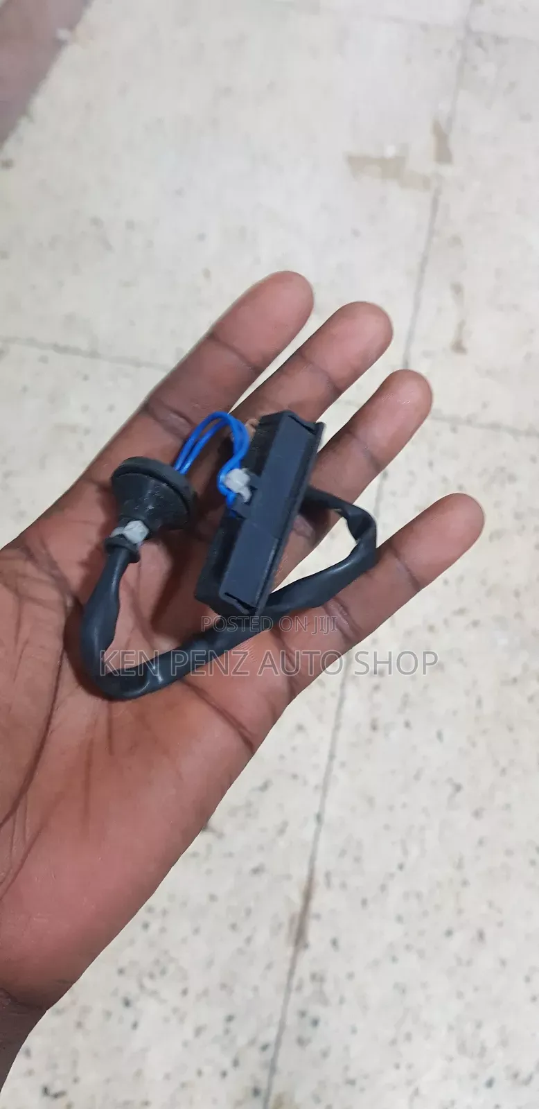 Trunk Release Switch for Subaru Imprenza and Forester