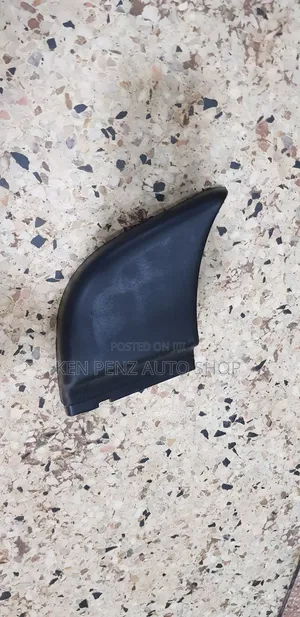 Hillux Vigo Rear Bumper Cover / Cap