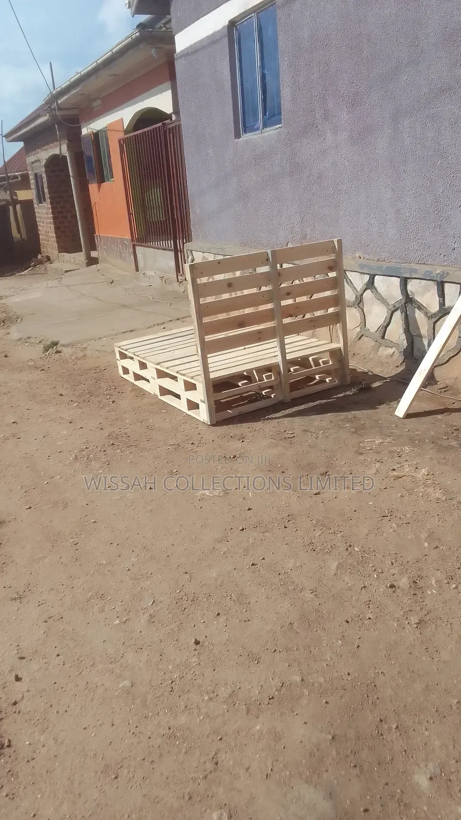 Pallet Bed