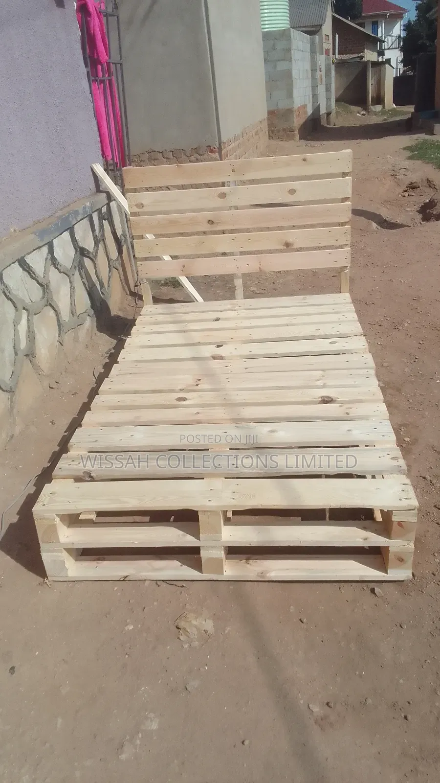 Pallet Bed