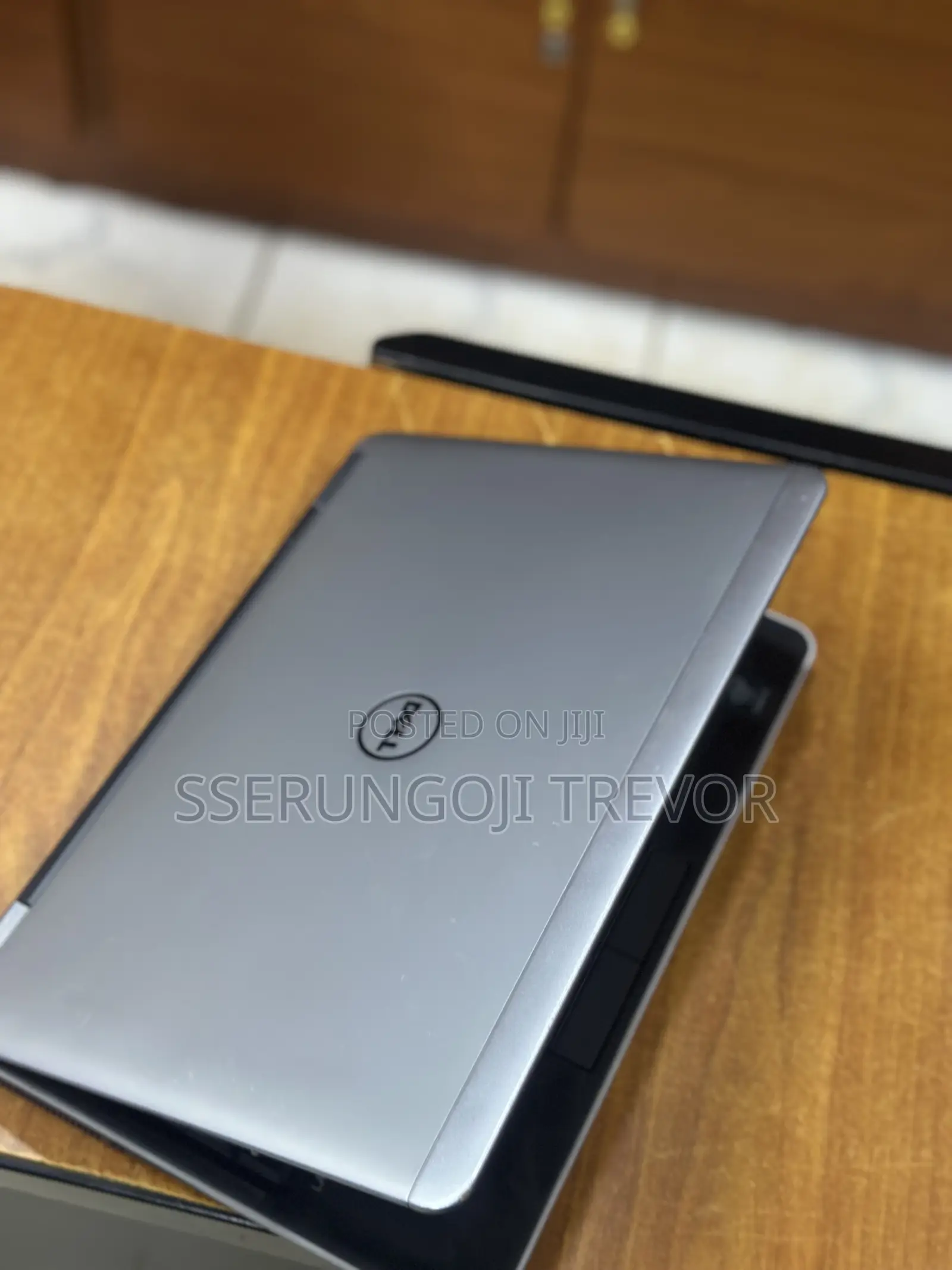 Laptop Dell Latitude 7400 8GB Intel Core I5 SSD 256GB