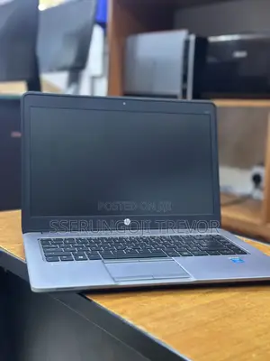 Laptop HP EliteBook 820 G2 8GB Intel Core I7 SSD 1T
